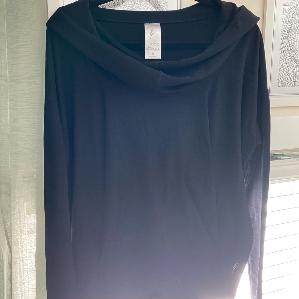 Black Sweatshirt